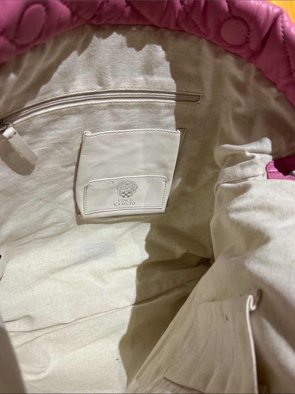 NEW Vince Camuto Pink Pillow Soft Quilted Shoulder Bag with Chain Strap - Picture 4 of 4